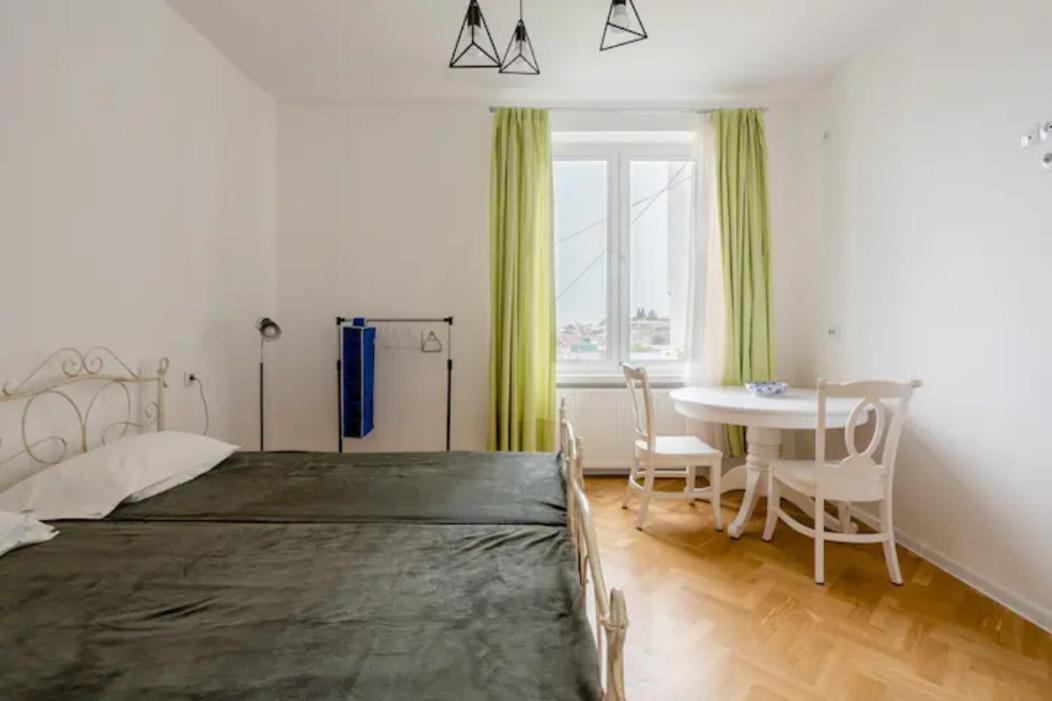Center Of The Tbilisi Apartment Екстериор снимка